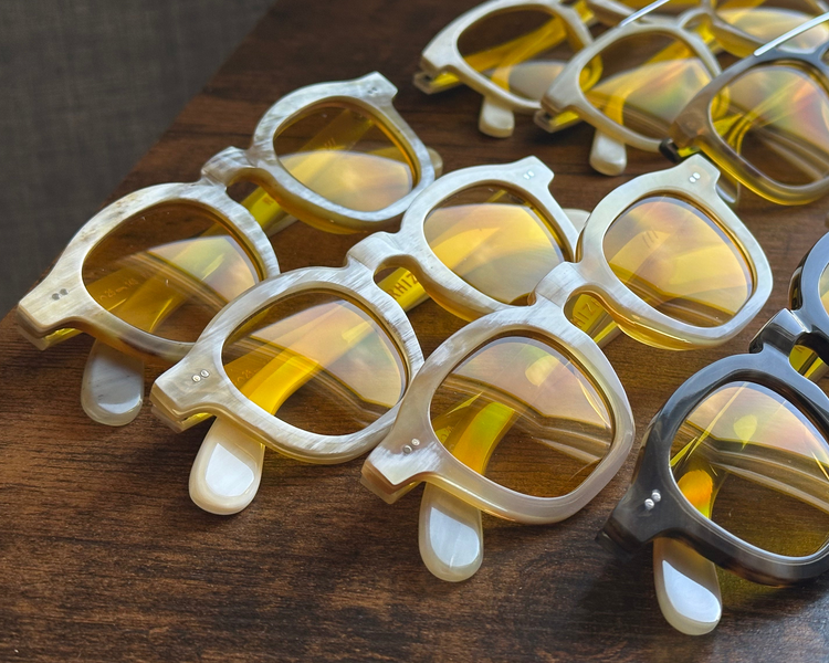 108 / Horn Light Mix / Day Lens