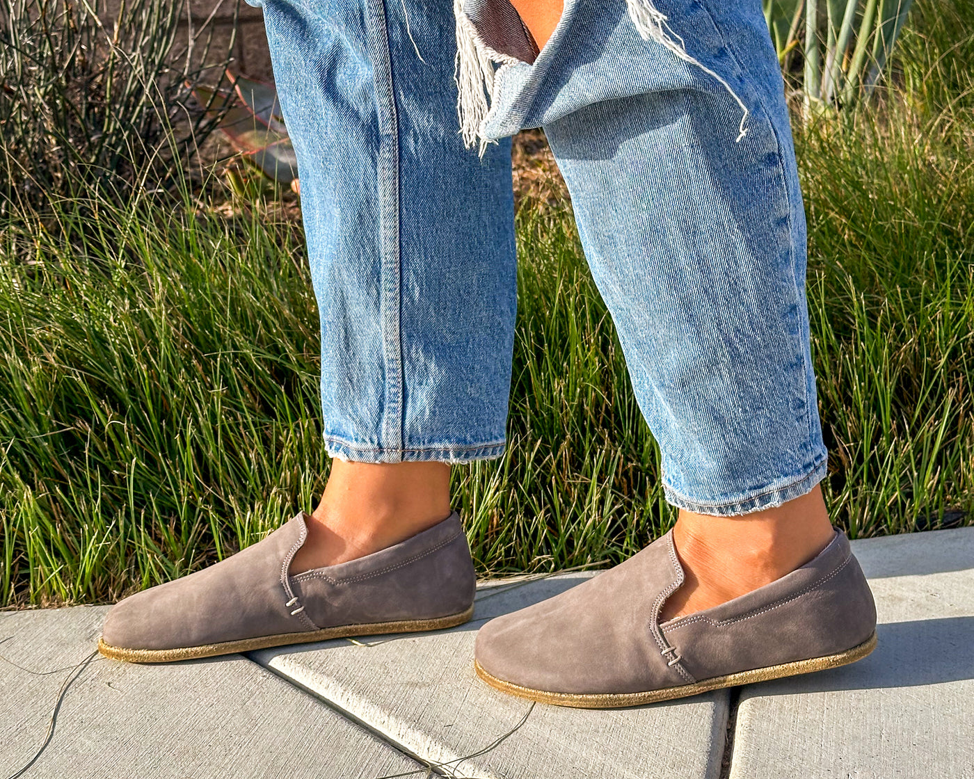 Brio Slip-On / Piedra / Mujer