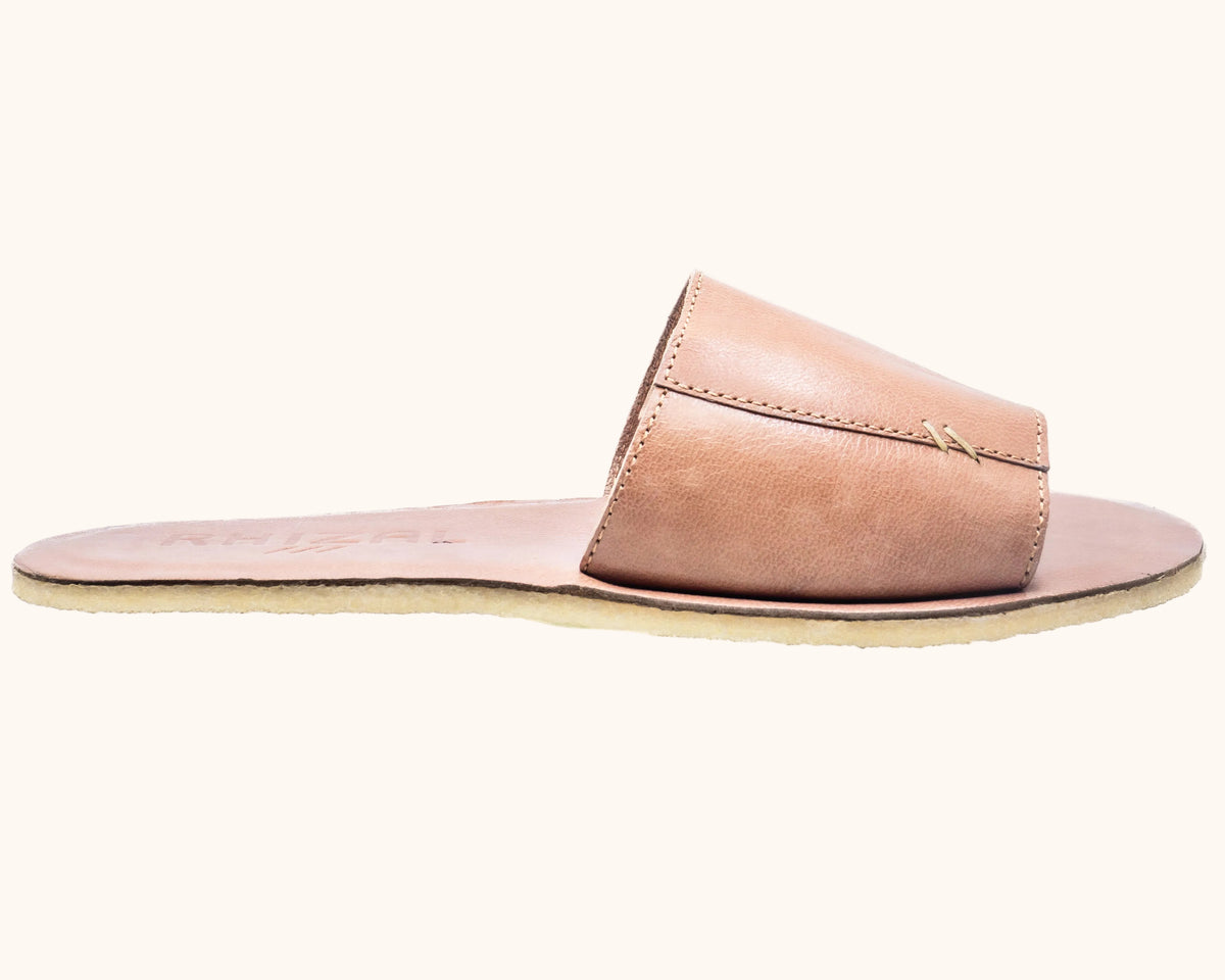 Sola / Undyed Veg Tan Leather / Womens