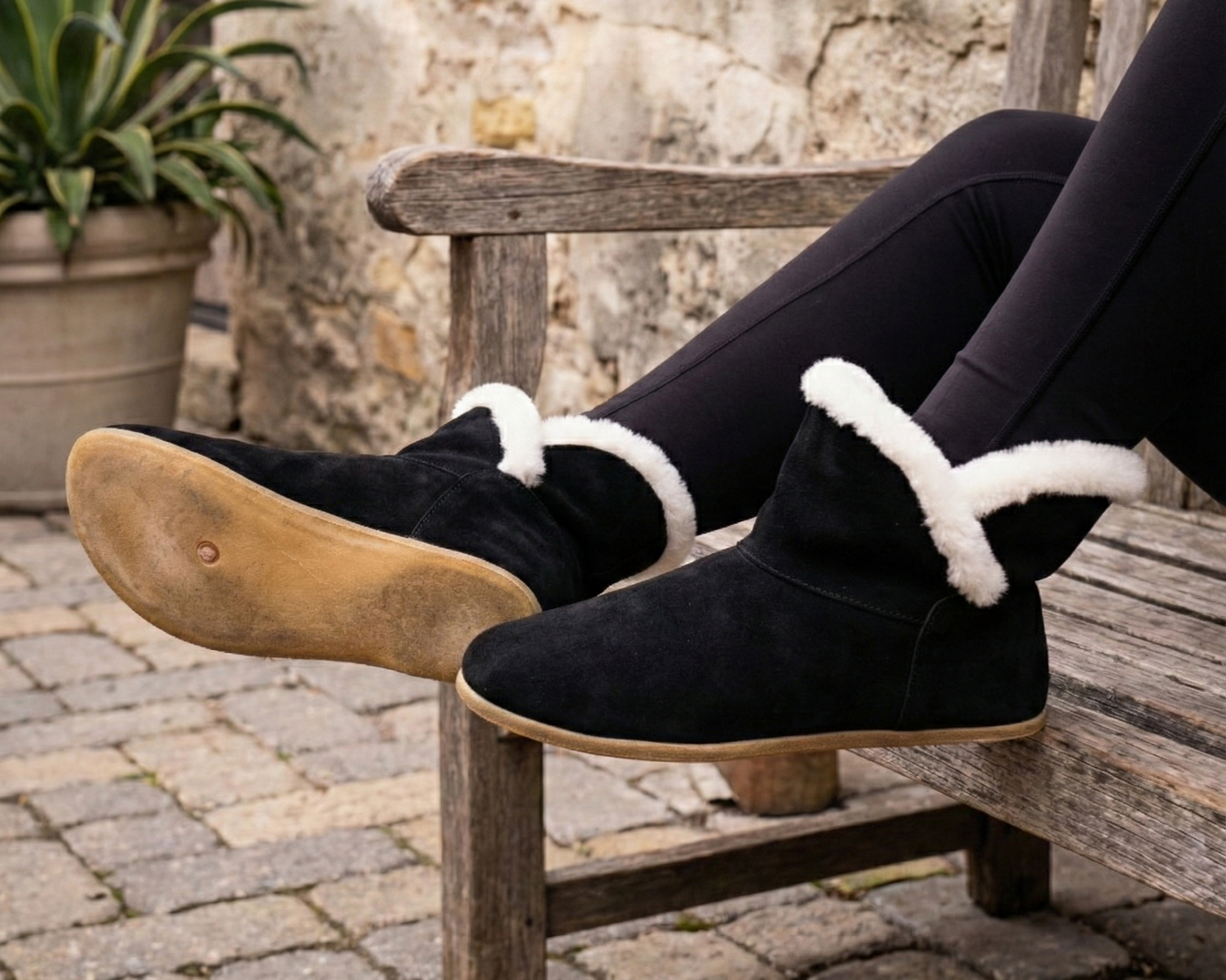 Noma / Black Suede & Sheepskin / Womens