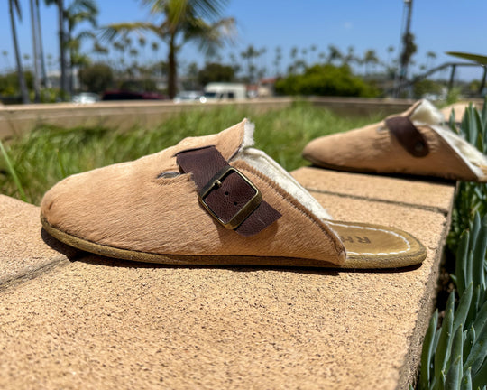 Kuyu / Cowhide & Sheepskin / Mens – RHIZAL