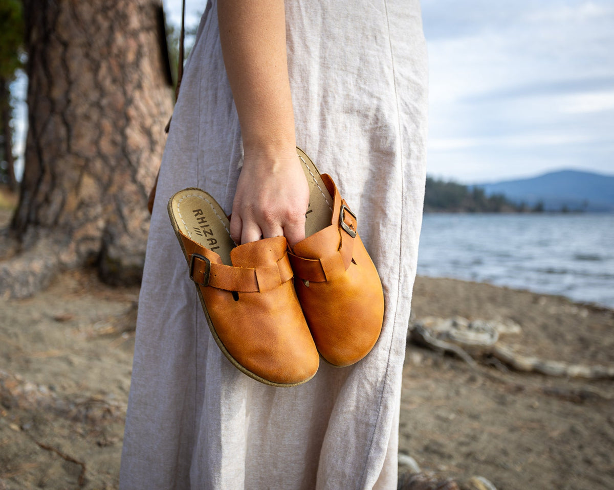 Kuyu / Honey Leather / Womens