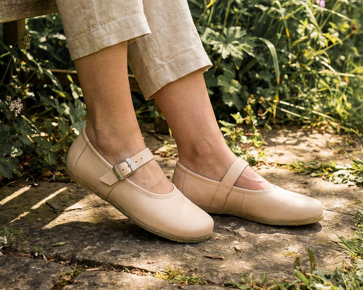 Nara / Undyed Leather / Womens