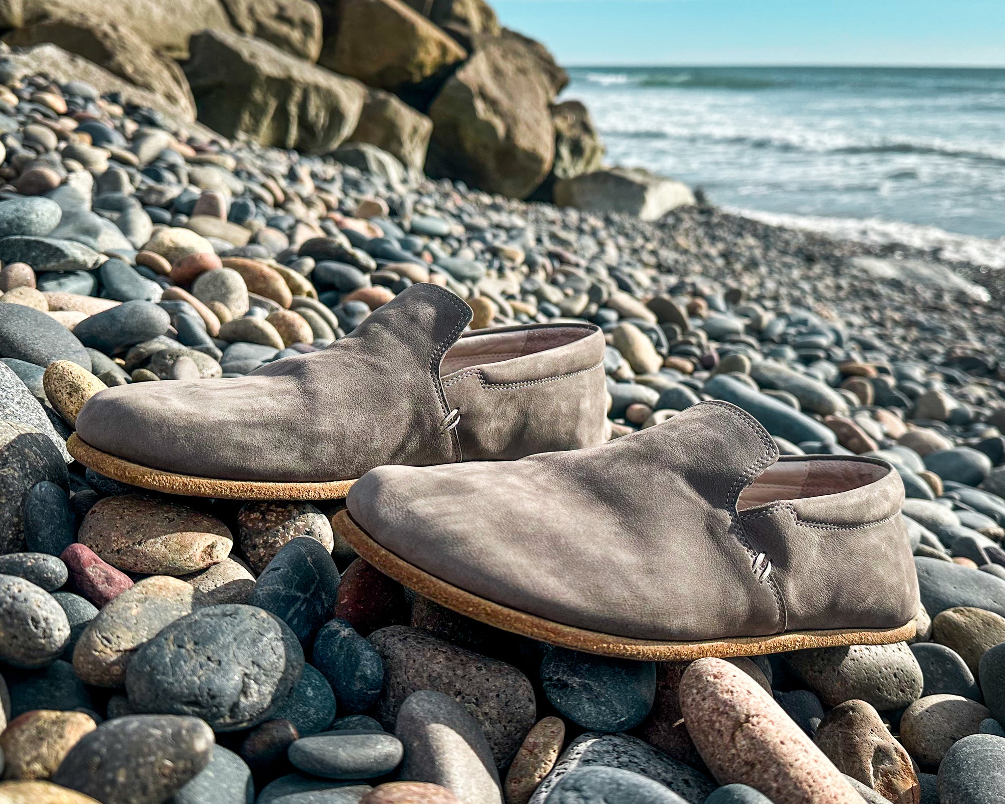 RHIZAL Brio Grounding Earthing Slip-On in Stone Grey Leather